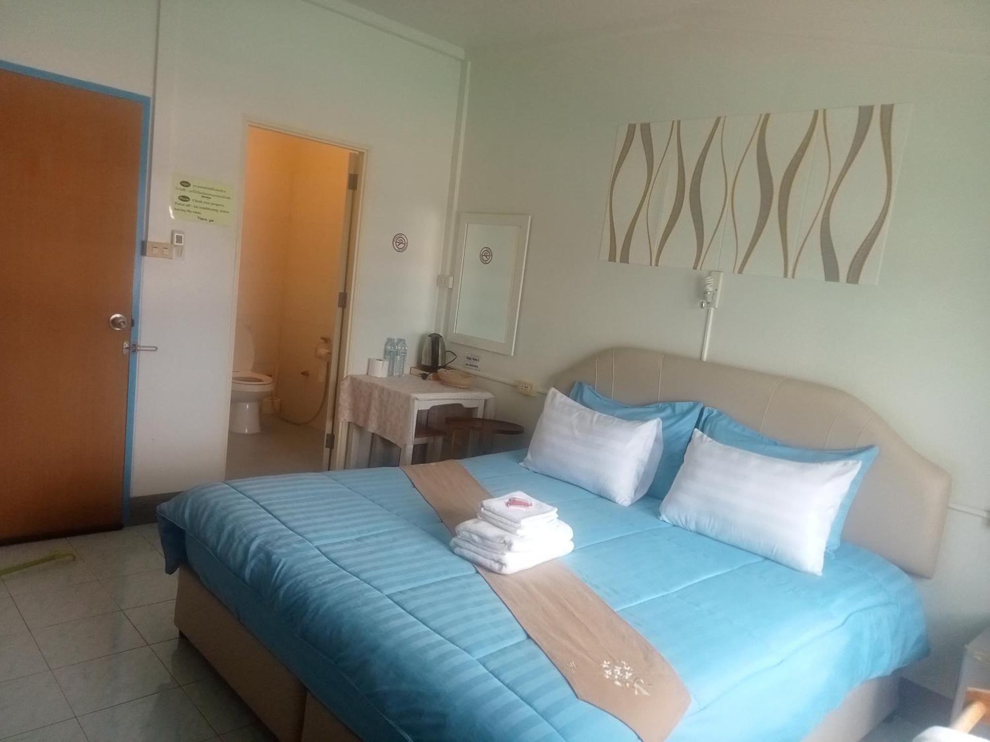Happy Home Guest House Ban Phe Bilik gambar